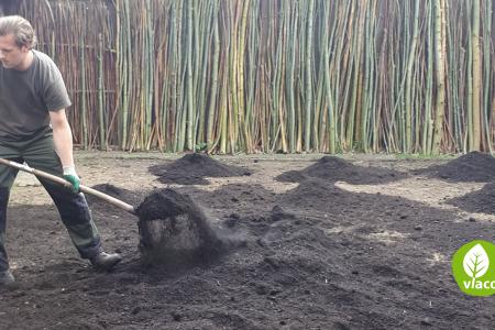 Compost inwerken bij gazonaanleg is 15 jaar profijt